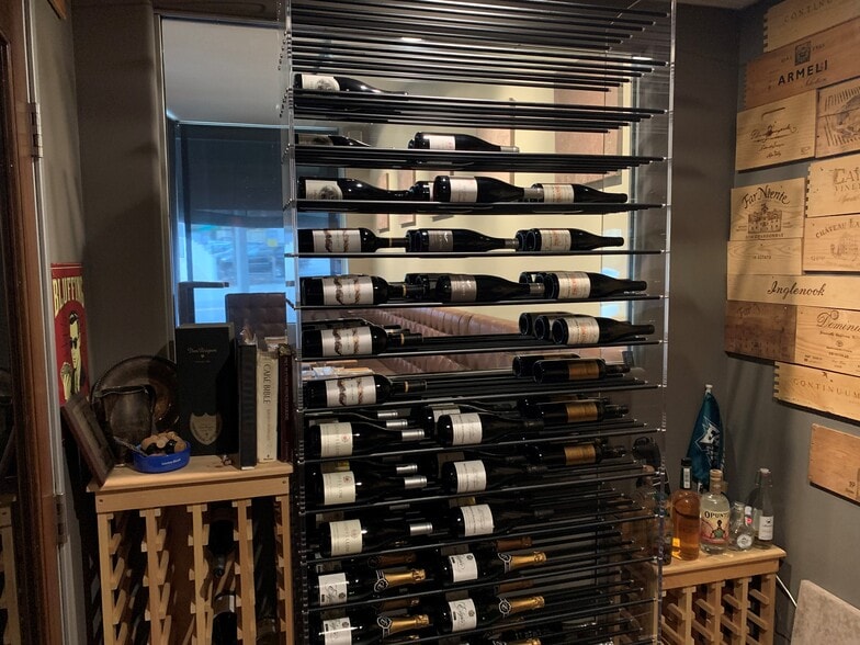 More Photos Of 1860 N Allen Ave, Pasadena Restaurant For Sale