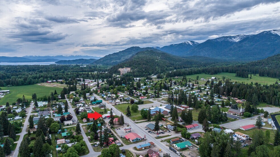 More Photos Of 118 4th ave, Clark Fork Supermarket For Sale