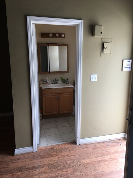 More Photos Of 1201 S Pacific Coast Hwy, Redondo Beach Unknown For Lease