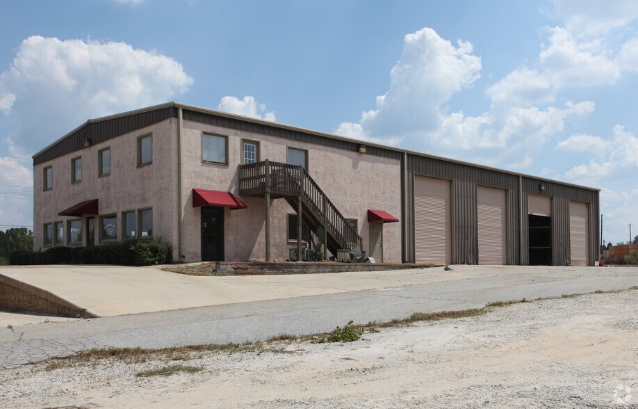 More Photos Of 1950 Highway 42 S, McDonough Flex For Sale