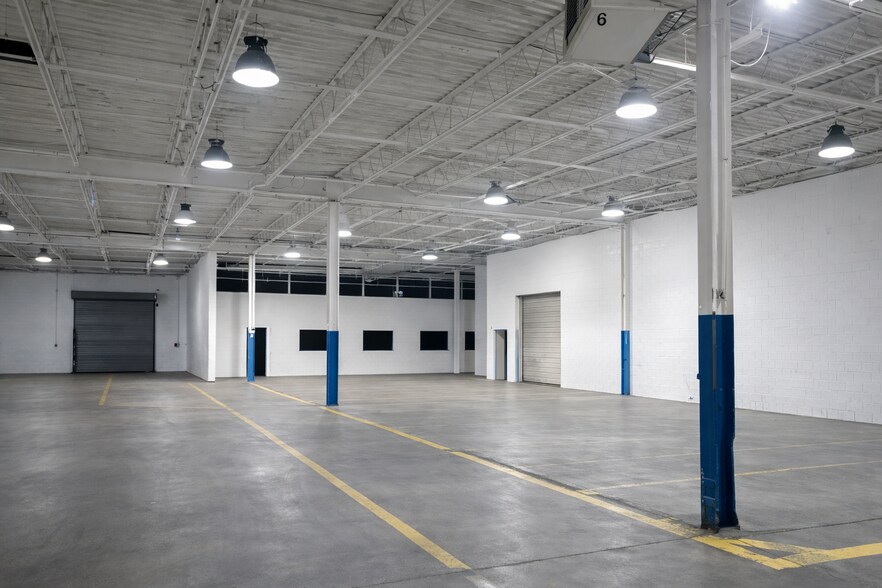 More Photos Of 1721 Dove St, Port Huron Warehouse For Lease