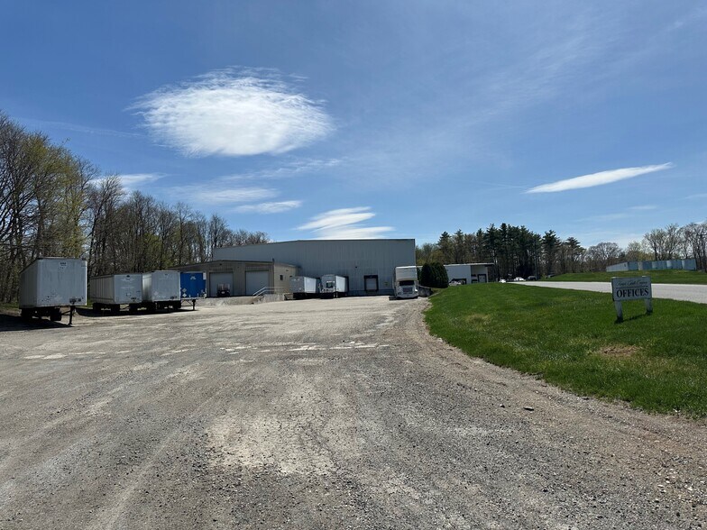 More Photos Of 31 Kringle Dr, Bernardston Warehouse For Sale