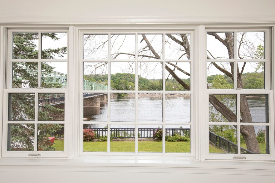 More Photos Of 15 E Bridge St, New Hope Storefront Retail Residential For Sale