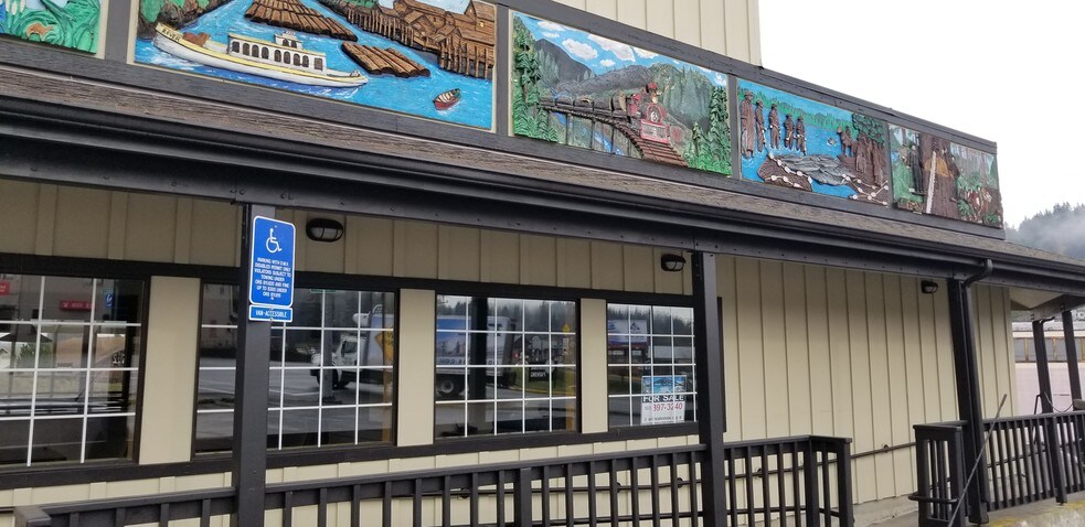 More Photos Of 50 W Columbia River Hwy, Clatskanie Restaurant For Sale