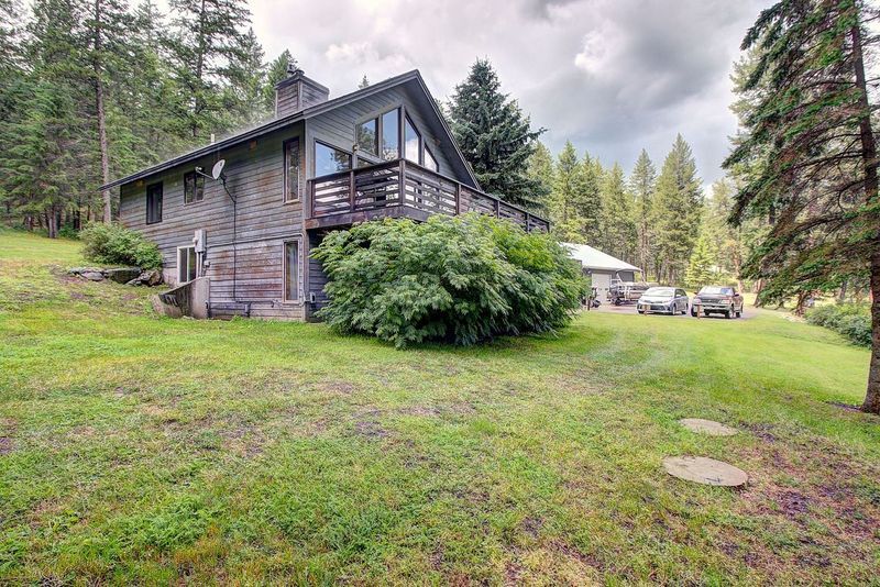 More Photos Of 23113 Rollins Lakeshore Dr, Rollins General Retail For Sale