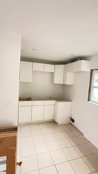 More Photos Of 4422 N Hale Ave, Tampa Apartments For Sale