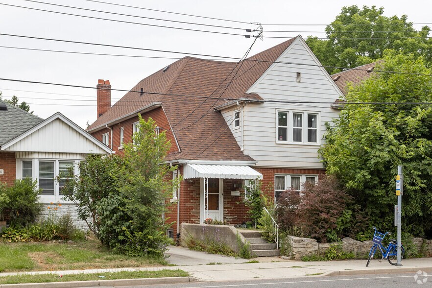 More Photos Of 104 Longwood Rd S, Hamilton Multifamily For Sale