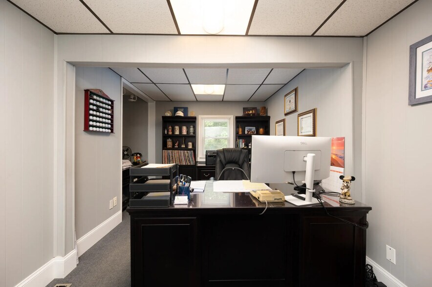 More Photos Of 697 Maryland Route 3 N, Gambrills Office For Sale