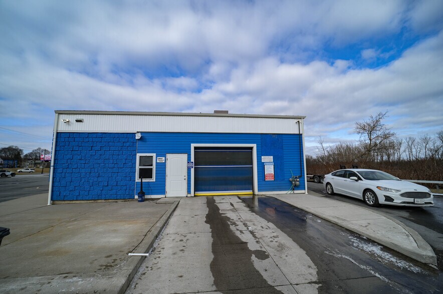 More Photos Of 1700 Oriskany W st, Utica Carwash For Sale