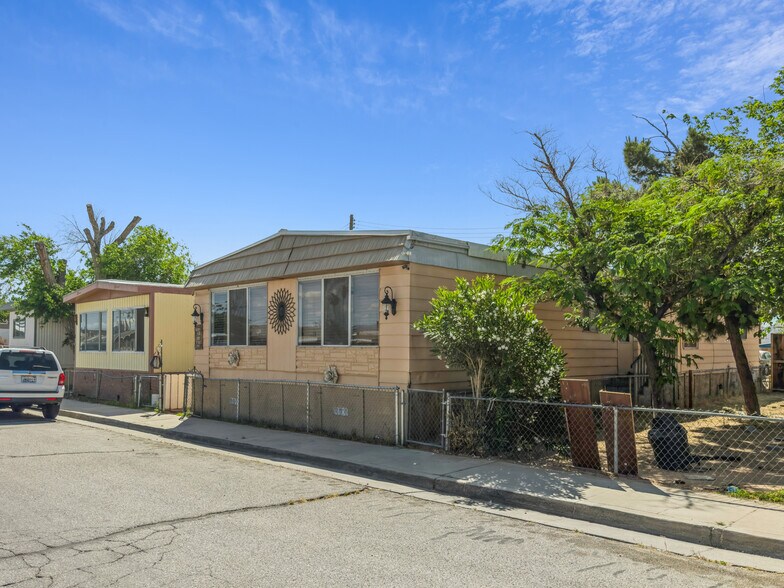 Primary Photo Of 535 W Atkins Ave, Ridgecrest Manufactured Housing Mobile Home Park For Sale