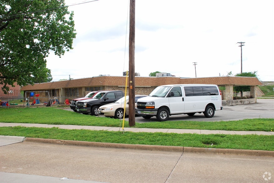 Primary Photo Of 300 S Bowser Rd, Richardson General Retail For Sale