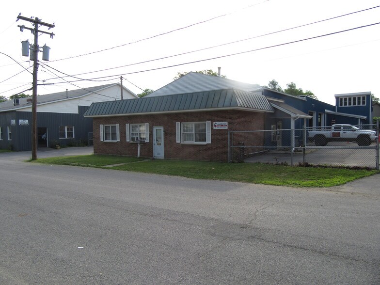 More Photos Of 2323 Second Ave, Schenectady Warehouse For Sale