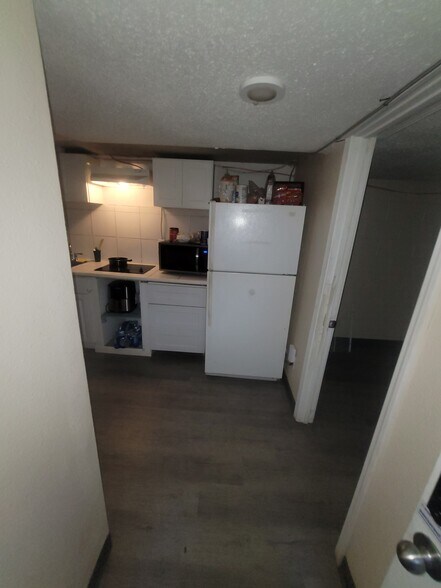 More Photos Of 1458 W 32nd St, Indianapolis Apartments For Sale