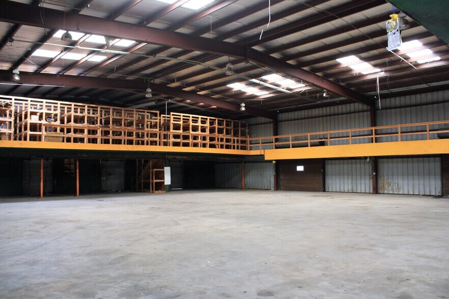 More Photos Of 11224 Old Lockhart Rd, Austin Land For Lease