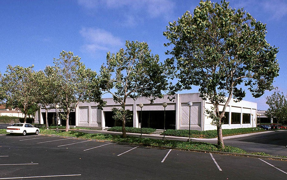 More Photos Of 2330-2344 Merced St, San Leandro Office For Lease