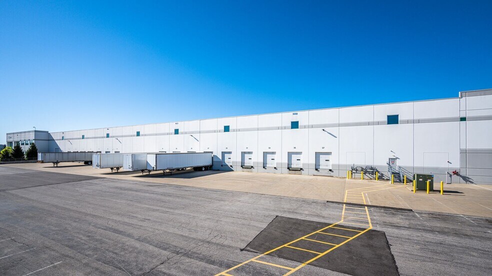 More Photos Of 3720 Langley Dr, Hebron Distribution For Lease