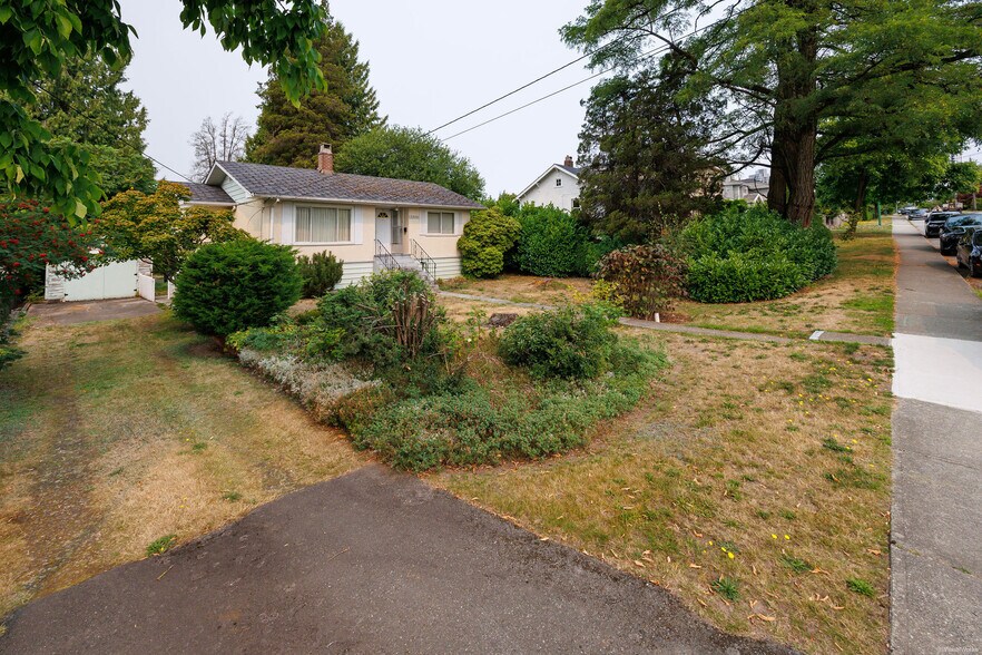 More Photos Of 7289 Dow Av, Burnaby Land For Sale