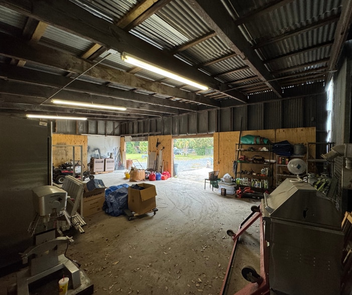 More Photos Of 4767 Rivers Ave, Charleston Warehouse For Lease