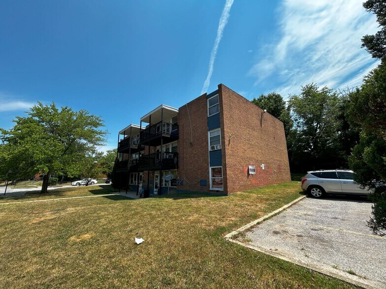 More Photos Of 5461 Cedonia Ave, Baltimore Apartments For Sale