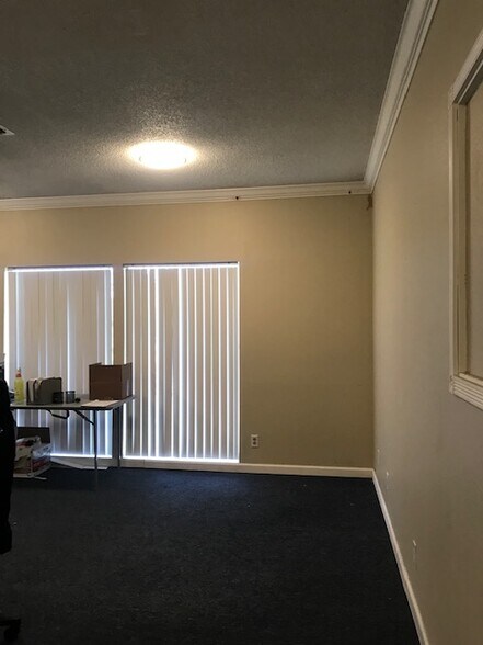 More Photos Of 6617 Madison Ave, Carmichael Office For Lease