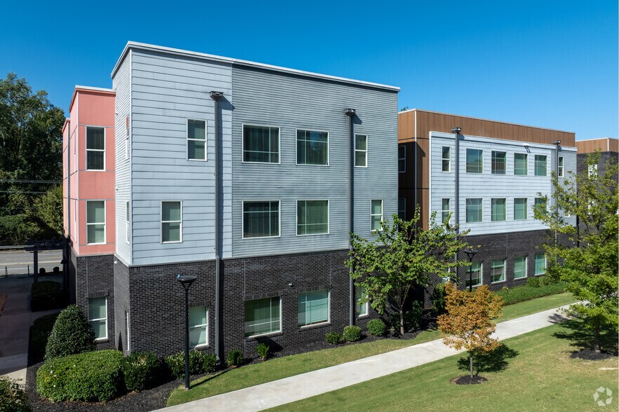 Primary Photo Of 125 Anderson Hwy, Clemson Apartments For Lease