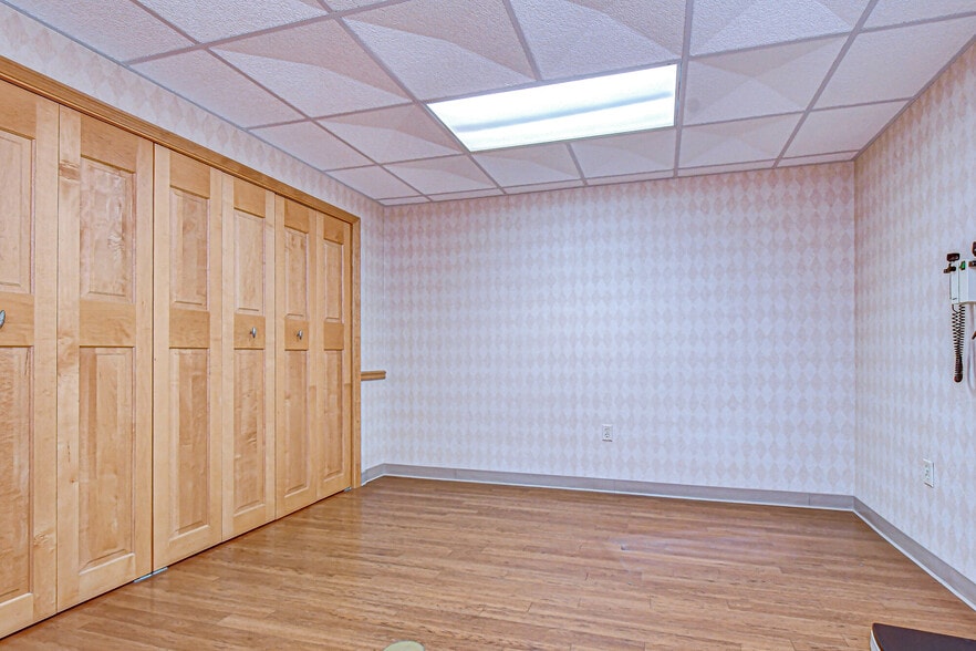 More Photos Of 4710 N Habana Ave, Tampa Medical For Sale