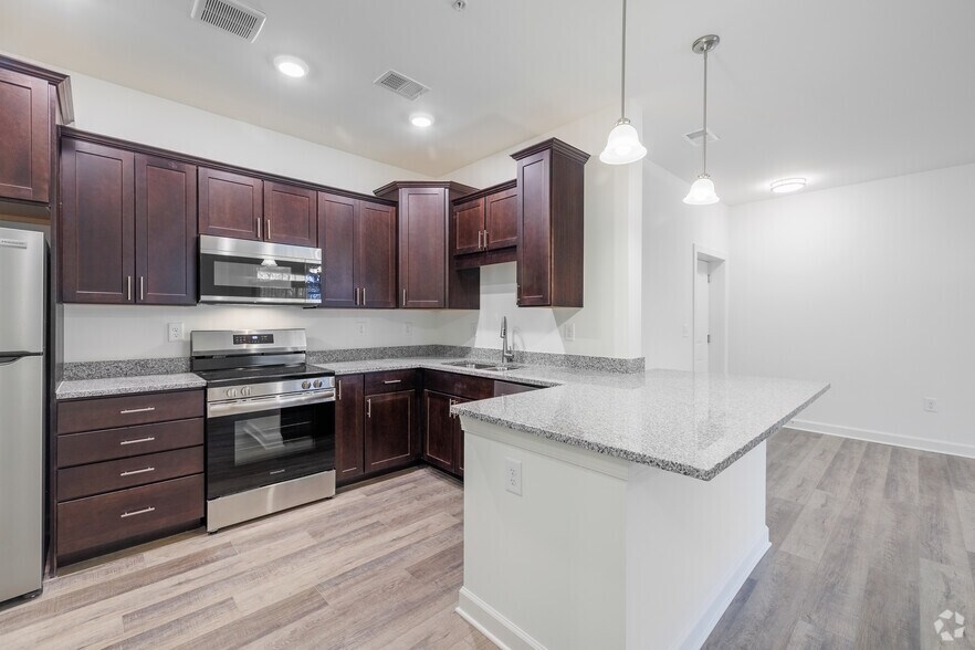 More Photos Of 41 Wttr Ln, Westminster Apartments For Sale
