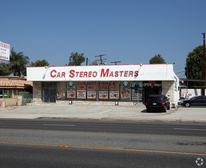 More Photos Of 16511-16545 Whittier Blvd, Whittier Unknown For Lease