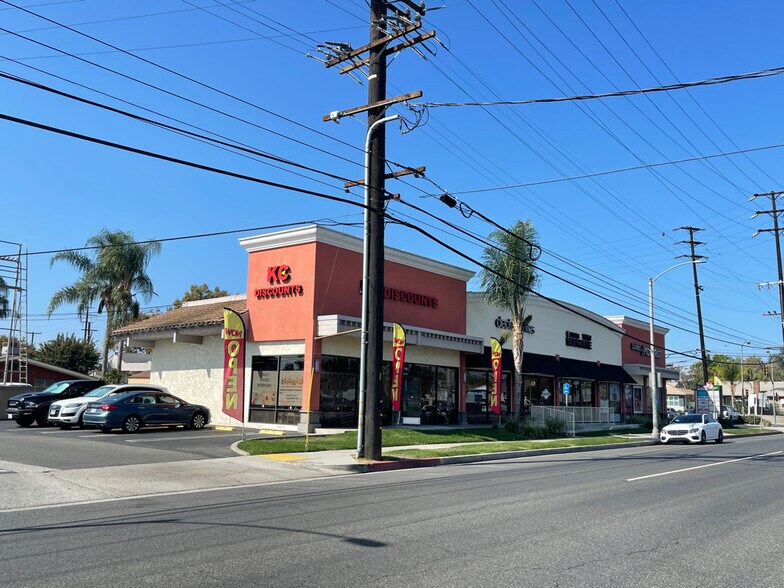 More Photos Of 6400-6426 Del Amo, Lakewood Unknown For Lease