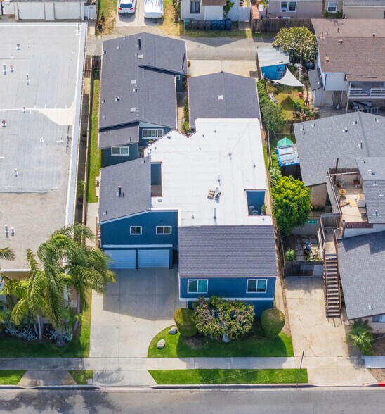 More Photos Of 1015 Georgia St, Huntington Beach Apartments For Sale