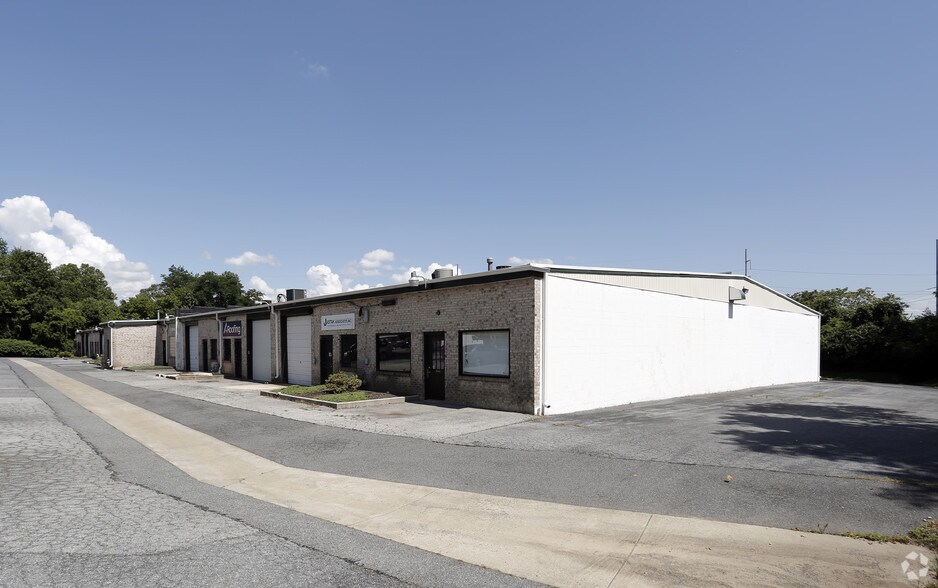 More Photos Of 325 Robinson Ln, Wilmington Manufacturing For Lease