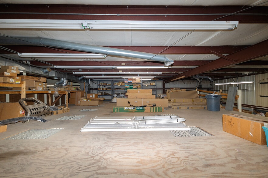 More Photos Of 890 N State Road 14, Harper Auto Dealership For Sale