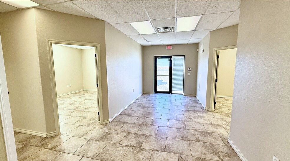 More Photos Of 4617 S County Rd 1210 rd, Midland Warehouse For Lease