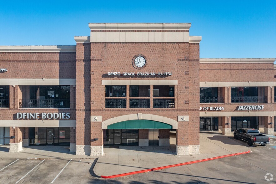 More Photos Of 3527 Highway 6, Sugar Land Storefront Retail Office For Lease