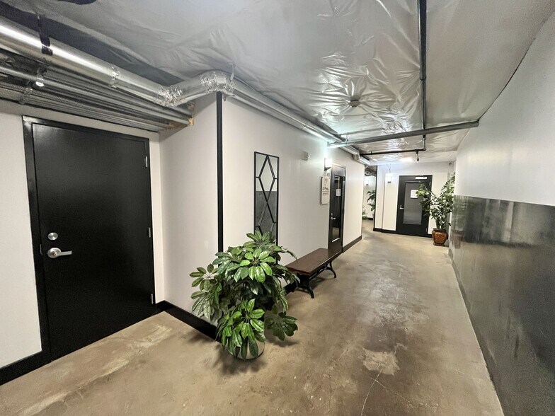 More Photos Of 249 Liberty St NE, Salem Storefront For Lease