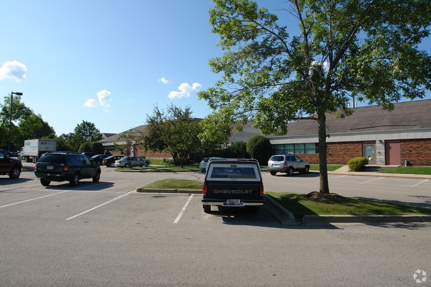More Photos Of 505-535 Science Dr, Madison Office For Lease