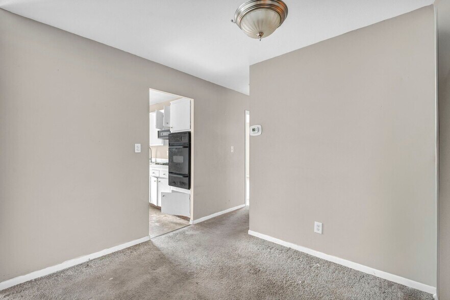 More Photos Of 818-850 S Green Rd, South Euclid Apartments For Sale