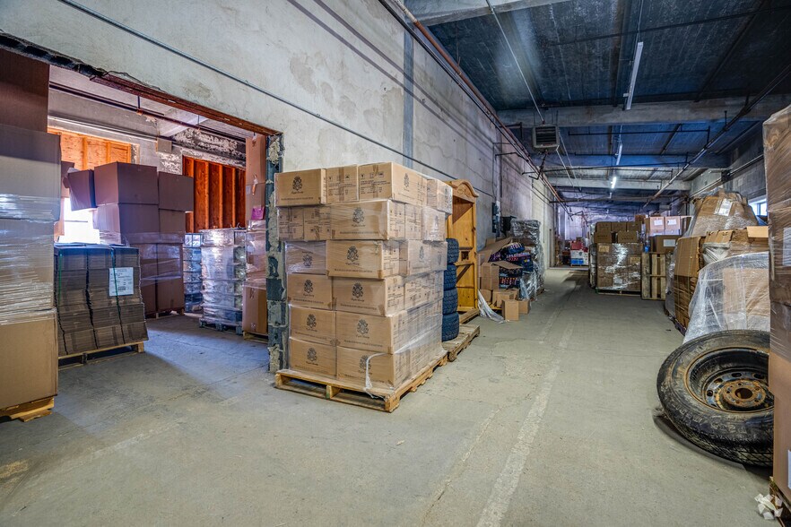 More Photos Of 10 Furnace St, Stanhope Manufacturing For Lease