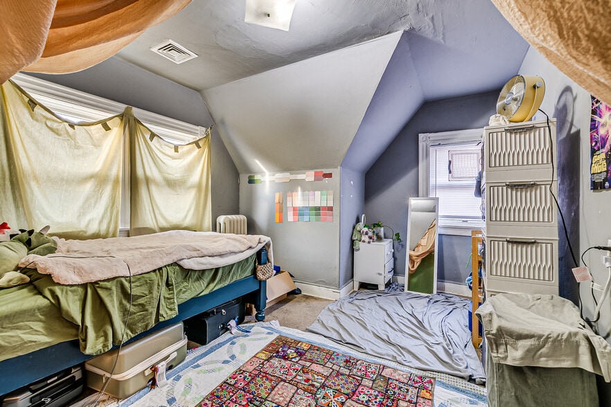 More Photos Of 93 Easton Ave, New Brunswick Multifamily For Sale