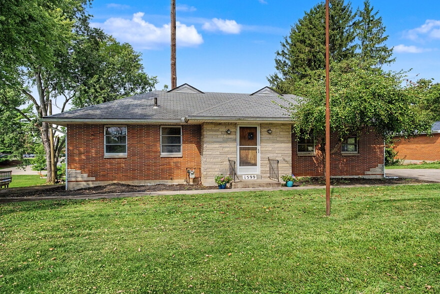 More Photos Of 1599 N Central Dr, Beavercreek Office For Sale