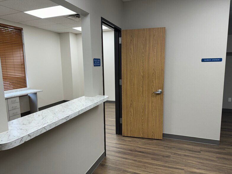 More Photos Of 2503 N US Highway 281, Marble Falls Medical For Lease