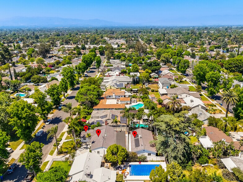More Photos Of 7008 Encino Ave, Van Nuys Apartments For Sale