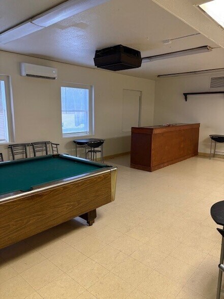 More Photos Of 416 Horace St, Bridgeport Office For Lease