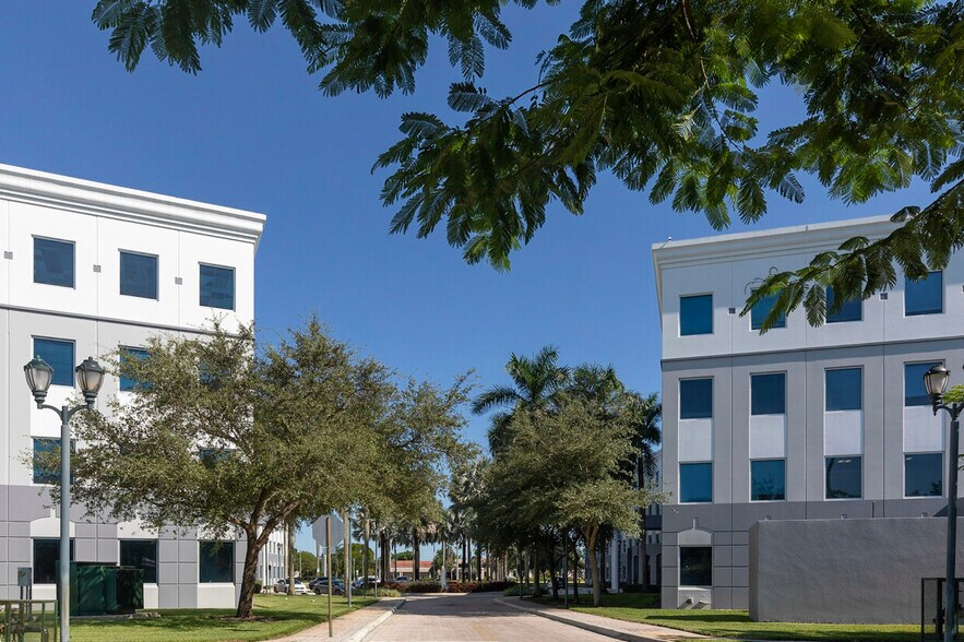 More Photos Of 9850 NW 41st St, Doral Office For Lease