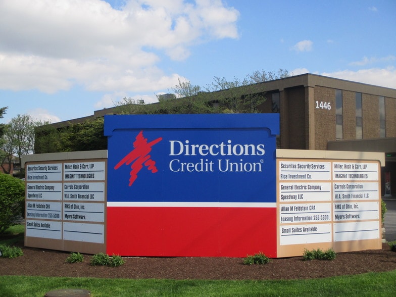 Primary Photo Of 1446 Reynolds Rd, Maumee Office For Lease