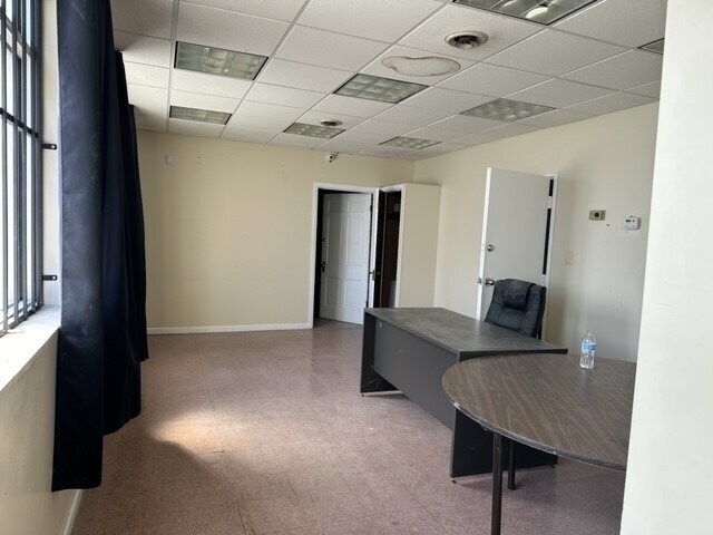 More Photos Of 13801 Schoolcraft St, Detroit Warehouse For Sale