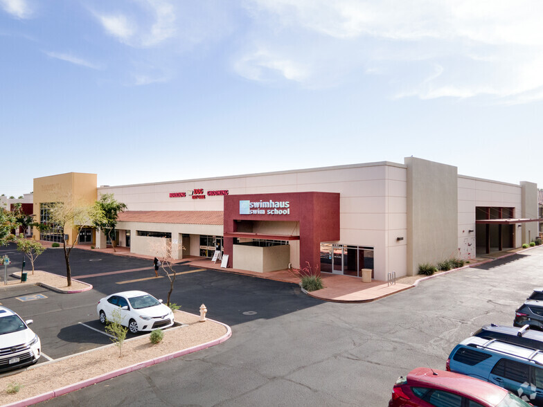 Primary Photo Of 868 N Gilbert Rd, Gilbert Freestanding For Lease