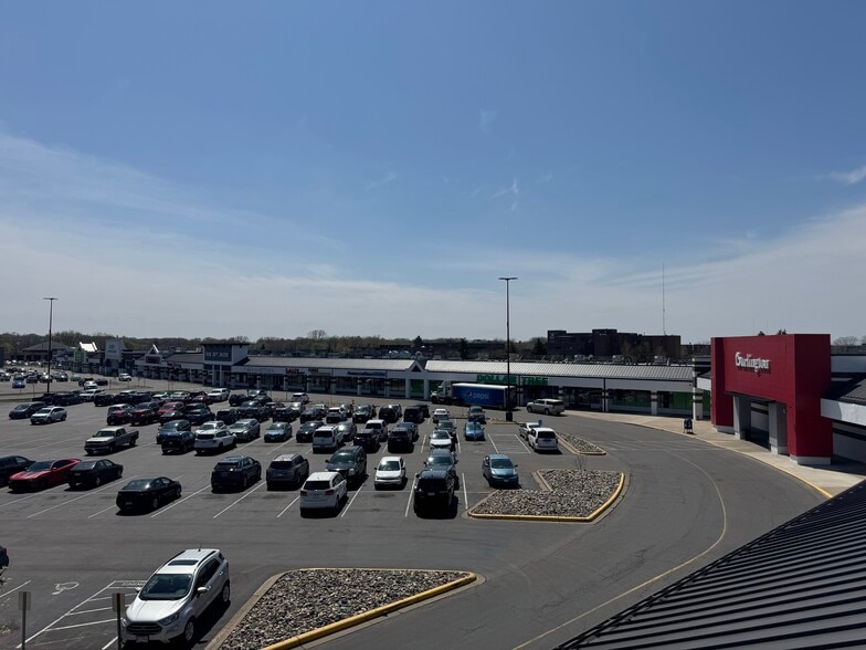 More Photos Of 1715-1749 Beam Ave, Maplewood Unknown For Lease