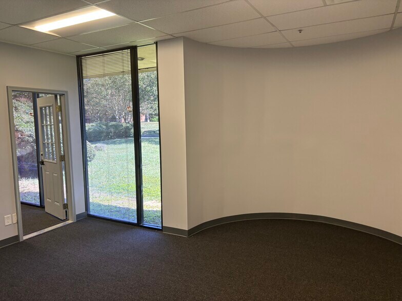 More Photos Of 2800 Peterson Pl, Norcross Warehouse For Lease