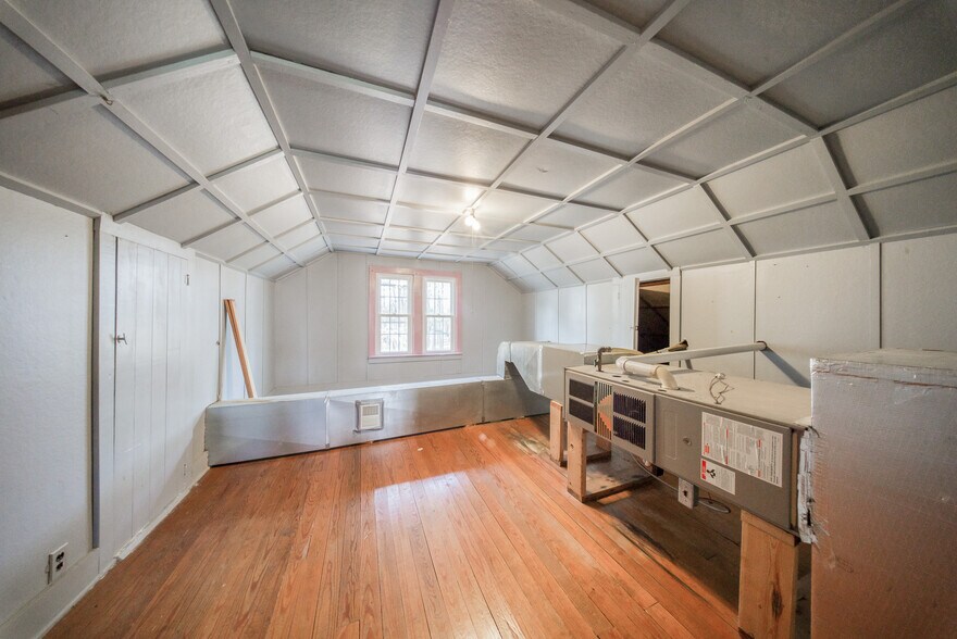 More Photos Of 1601 E State Route 72, Rolla Specialty For Sale